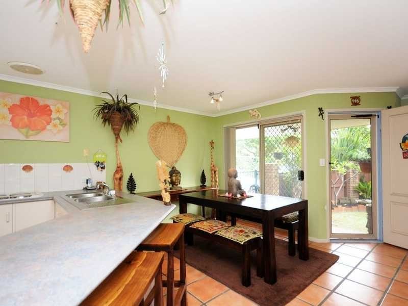 30 Yodelay Street, Varsity Lakes QLD 4227