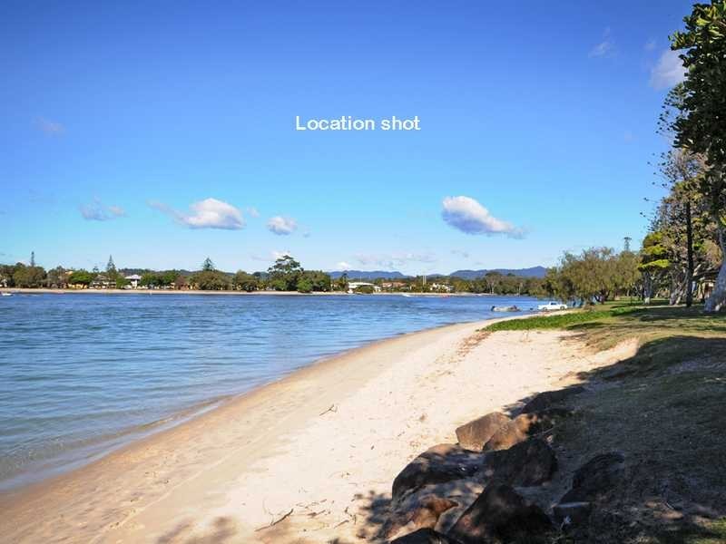 18 Bullimah Avenue, Burleigh Heads QLD 4220