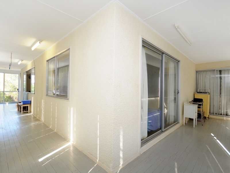 18 Bullimah Avenue, Burleigh Heads QLD 4220
