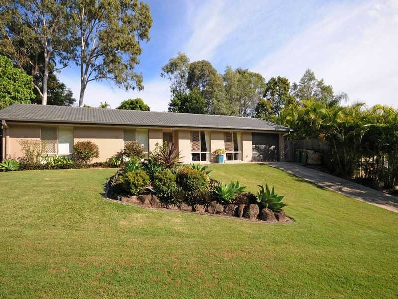 11 Lauder Court, Highland Park QLD 4211