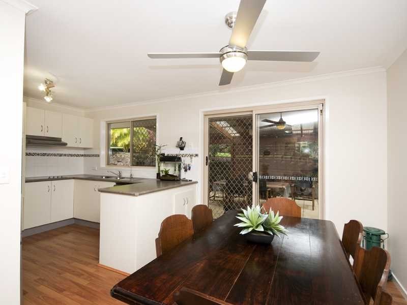 11 Lauder Court, Highland Park QLD 4211