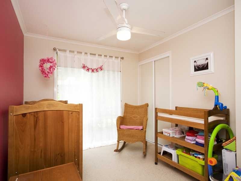 11 Lauder Court, Highland Park QLD 4211