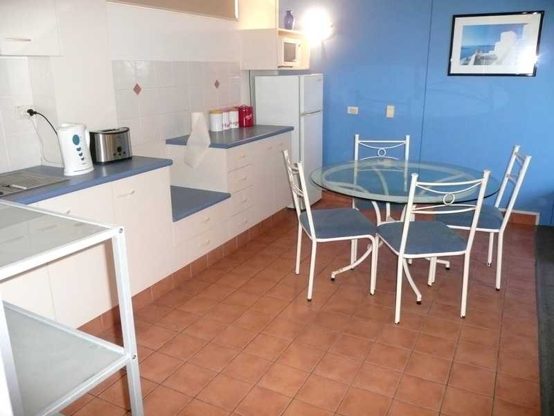 23/2 Ocean Parade, Surfers Paradise QLD 4217