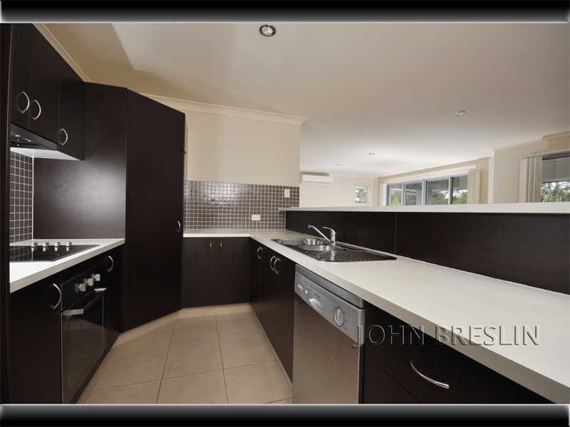 28 Willow Tree Drive, Reedy Creek QLD 4227