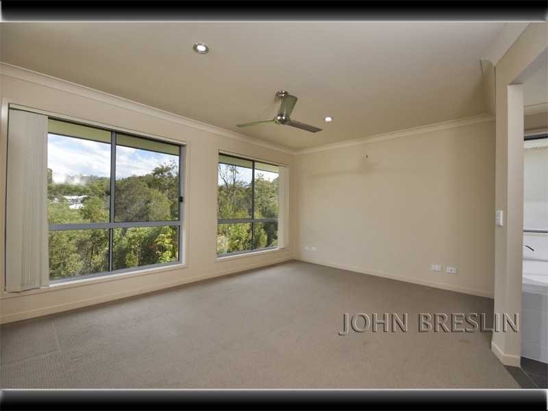 28 Willow Tree Drive, Reedy Creek QLD 4227