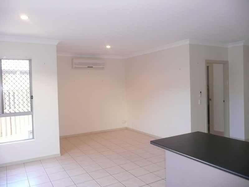 1/3 Marciana Crescent, Varsity Lakes QLD 4227