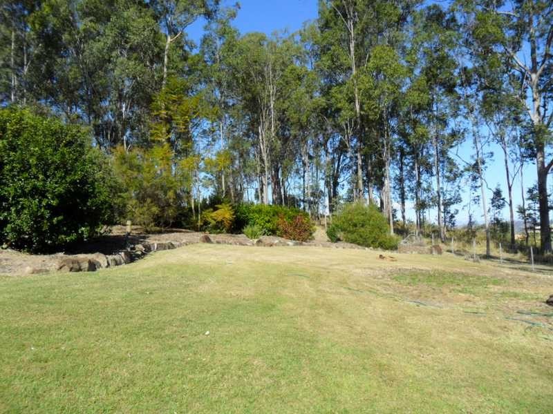 10 Lakeside Court, Beaudesert QLD 4285