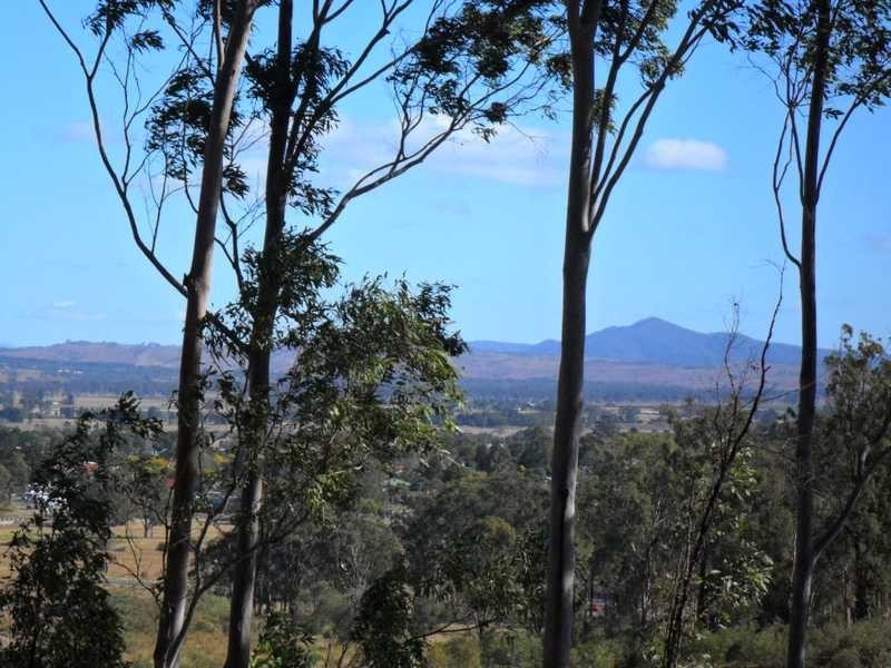 10 Lakeside Court, Beaudesert QLD 4285