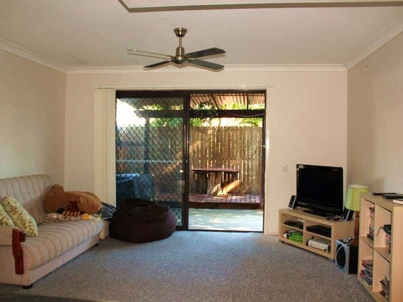 45/5 Galeen Dr, Burleigh Waters QLD 4220