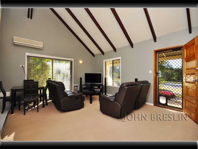 1/70 Mattocks Road, Varsity Lakes QLD 4227