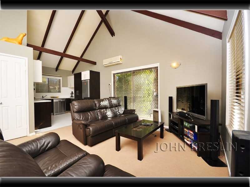 1/70 Mattocks Road, Varsity Lakes QLD 4227