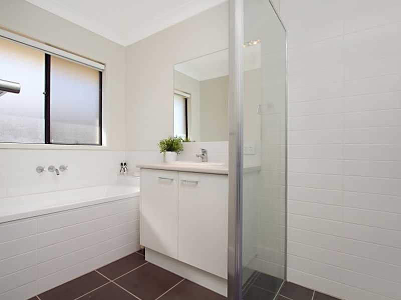 91-93 Carrigan Way, Gleneagle QLD 4285