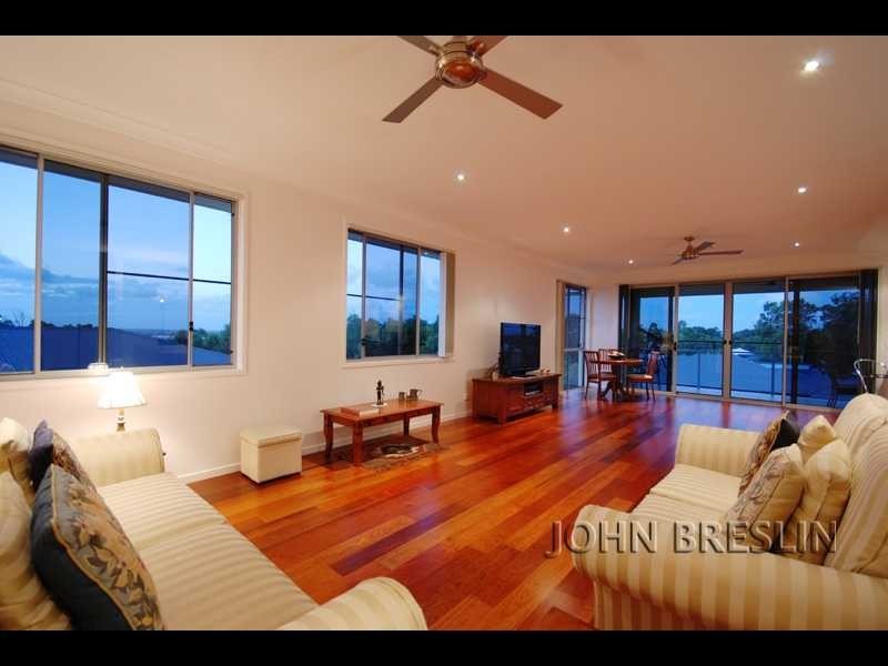 2 Culgoora Crescent, Reedy Creek QLD 4227