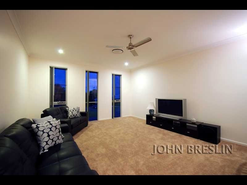 2 Culgoora Crescent, Reedy Creek QLD 4227