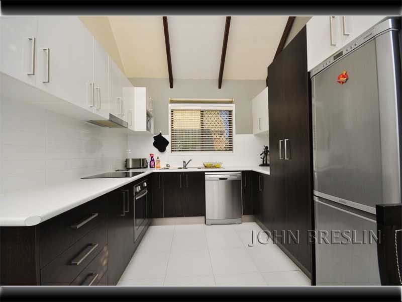 1/70 Mattocks Road, Varsity Lakes QLD 4227