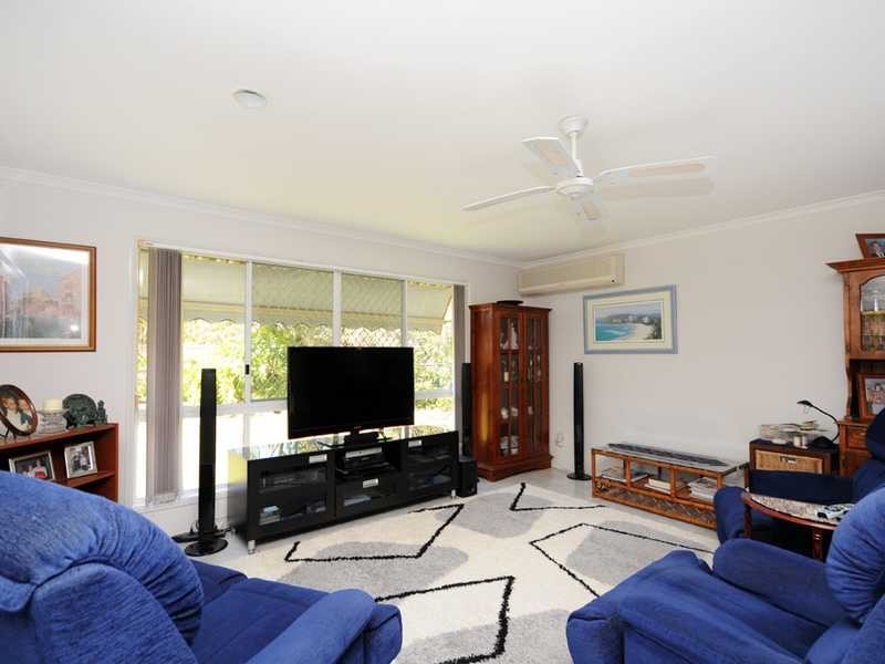 9 Lapwing Place, Burleigh Waters QLD 4220