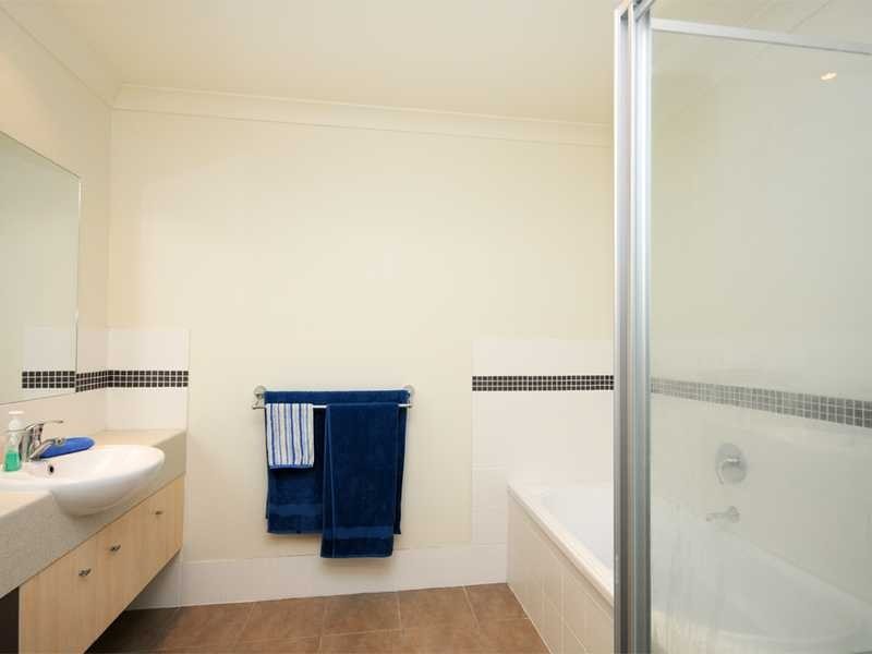 120/66 Heathwood Drive, Upper Coomera QLD 4209