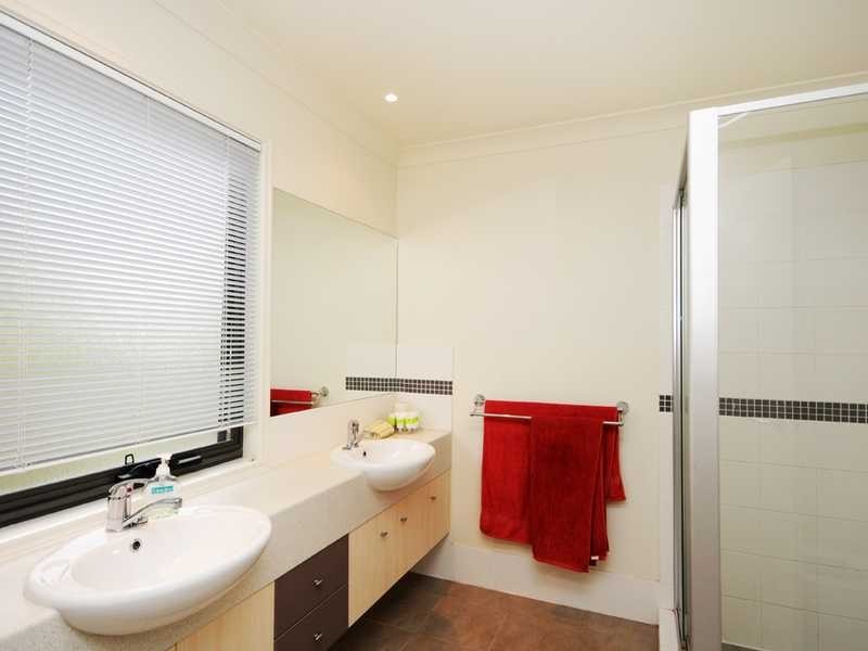 120/66 Heathwood Drive, Upper Coomera QLD 4209