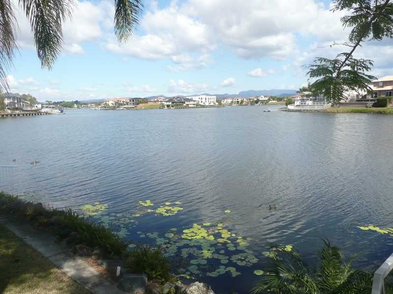 1 Cayman Drive, Clear Island Waters QLD 4226