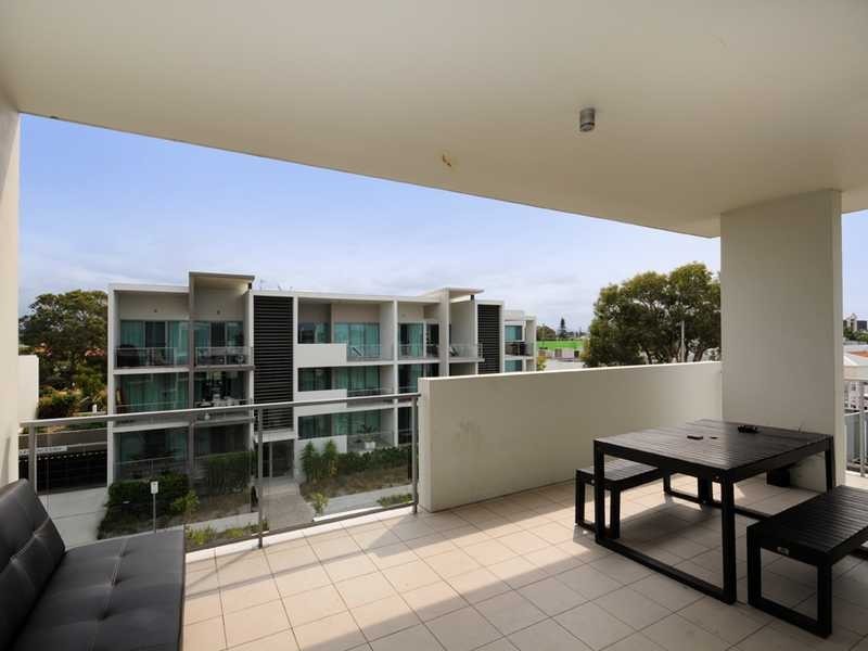 70/1 Gaven Crescent, Mermaid Beach QLD 4218
