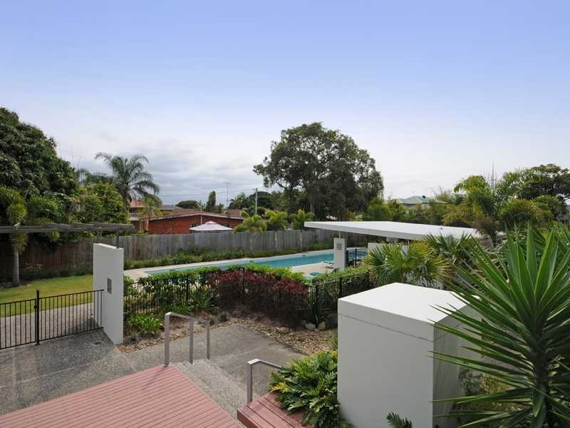 70/1 Gaven Crescent, Mermaid Beach QLD 4218