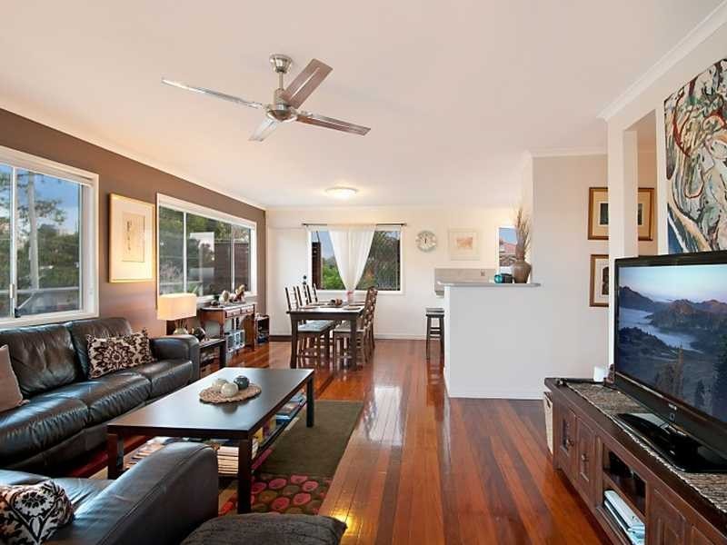 6 Aruma Avenue, Burleigh Waters QLD 4220