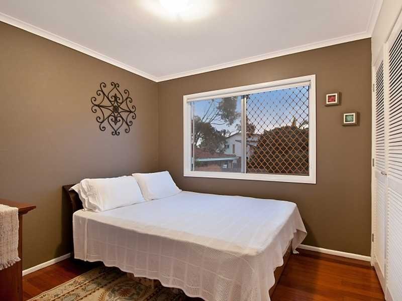 6 Aruma Avenue, Burleigh Waters QLD 4220