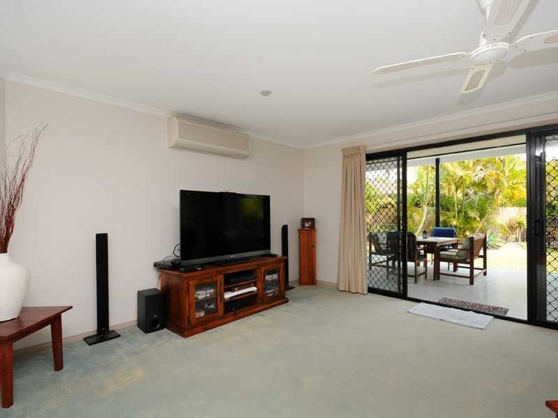 10 Fulmar Place, Burleigh Waters QLD 4220