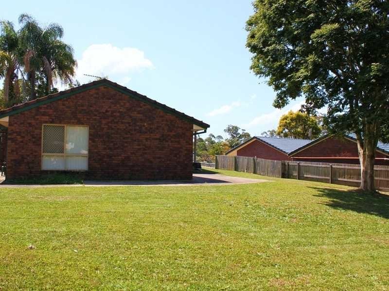 6 Spumante Court, Highland Park QLD 4211