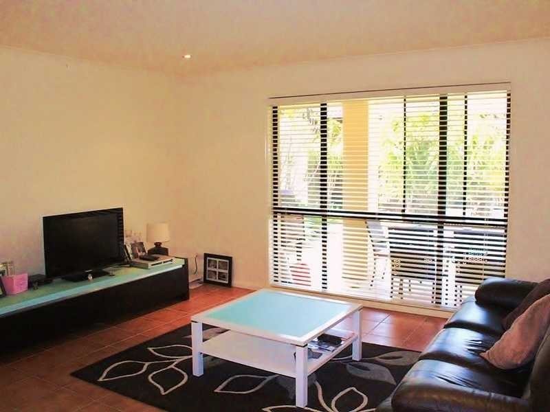 18 Sea Eagle Drive, Burleigh Waters QLD 4220