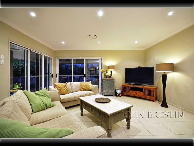 17 Camarillo Circuit, Reedy Creek QLD 4227