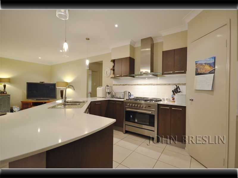 17 Camarillo Circuit, Reedy Creek QLD 4227