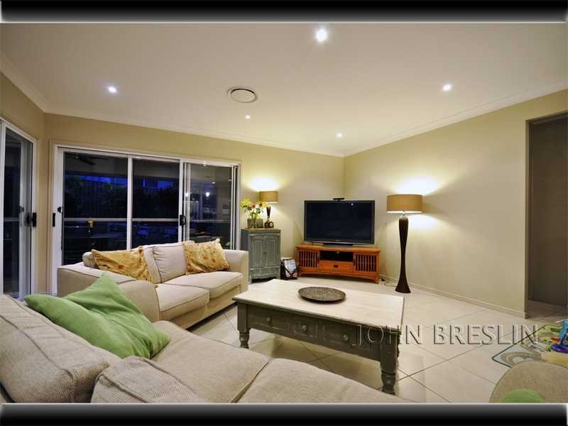 17 Camarillo Circuit, Reedy Creek QLD 4227