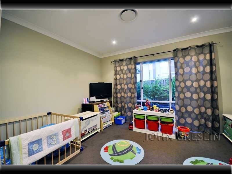 17 Camarillo Circuit, Reedy Creek QLD 4227