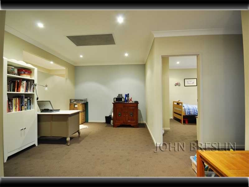 17 Camarillo Circuit, Reedy Creek QLD 4227
