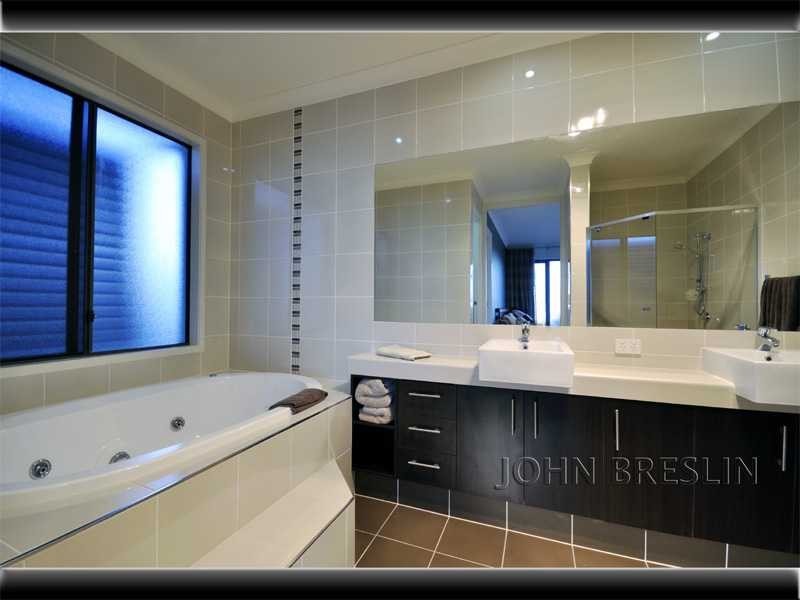 20 Willow Tree Drive, Reedy Creek QLD 4227