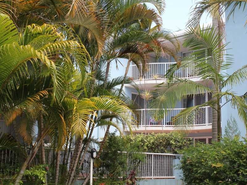 9/32 Second Ave, Broadbeach QLD 4218