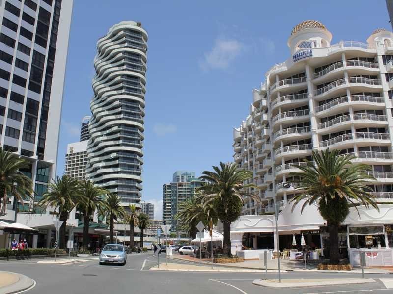 9/32 Second Ave, Broadbeach QLD 4218