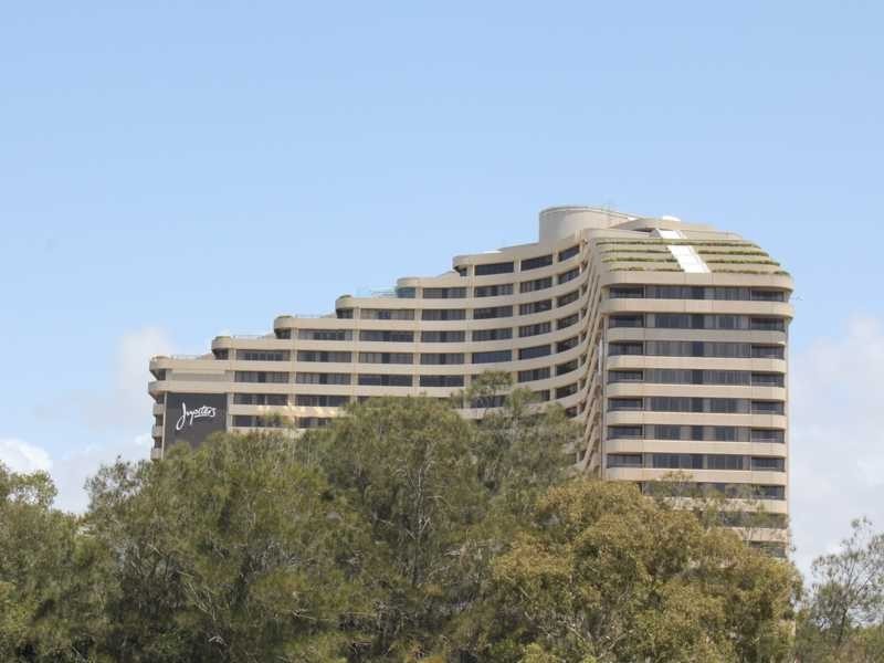 9/32 Second Ave, Broadbeach QLD 4218