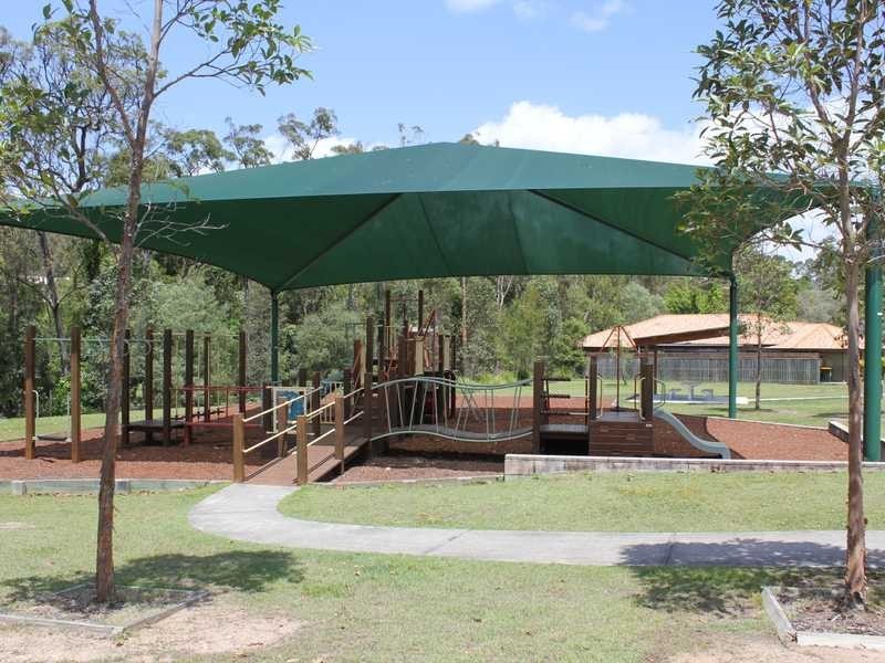 8 Kelsey Circuit, Nerang QLD 4211