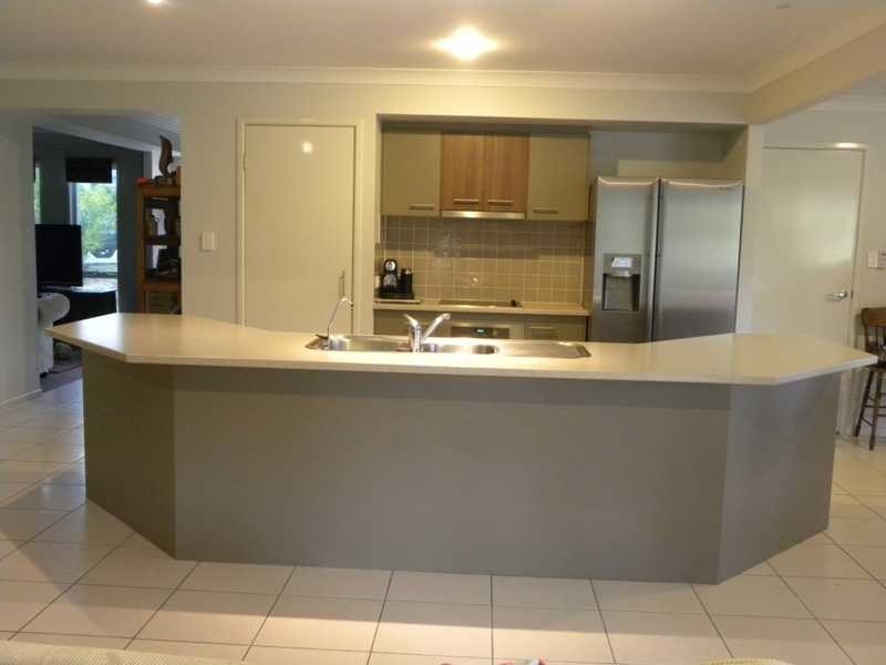 8 Kelsey Circuit, Nerang QLD 4211