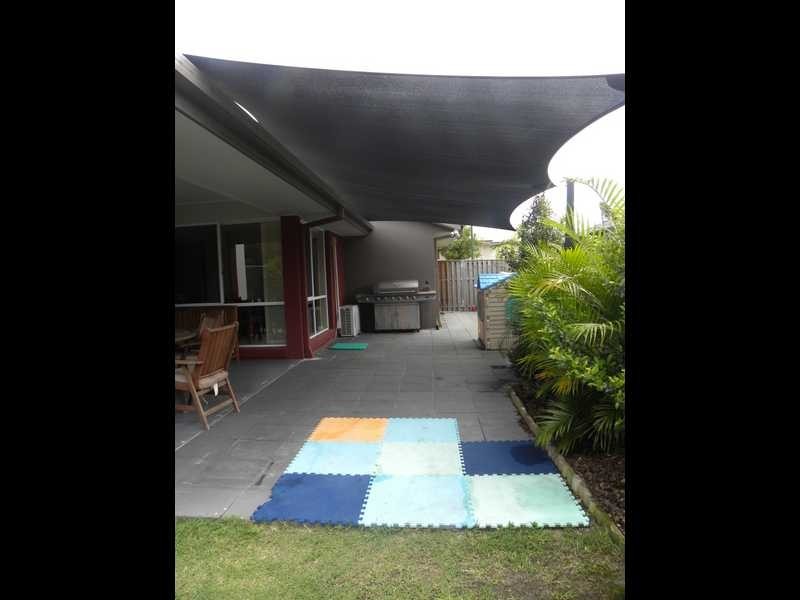 8 Kelsey Circuit, Nerang QLD 4211