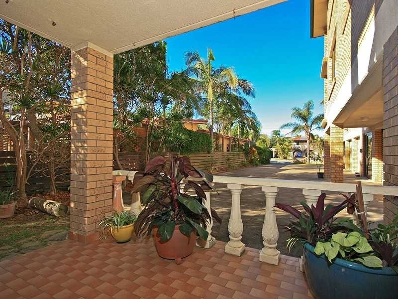 1/19 Sunbrite Ave, Mermaid Beach QLD 4218