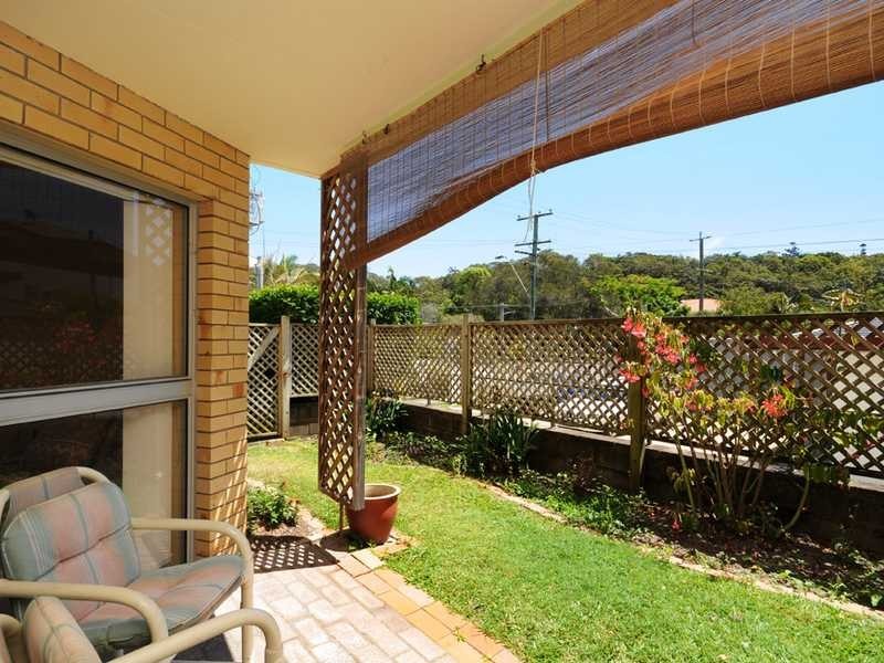 1/18 Ikkina Road, Burleigh Heads QLD 4220