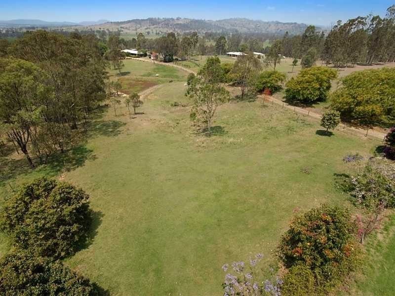 735 Sandy Creek Road, Josephville QLD 4285