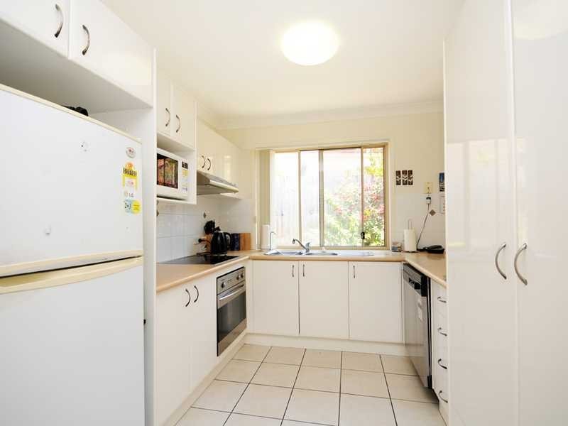 5 Tillys Place, Burleigh Heads QLD 4220