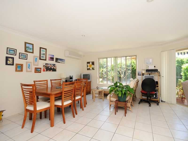 5 Tillys Place, Burleigh Heads QLD 4220