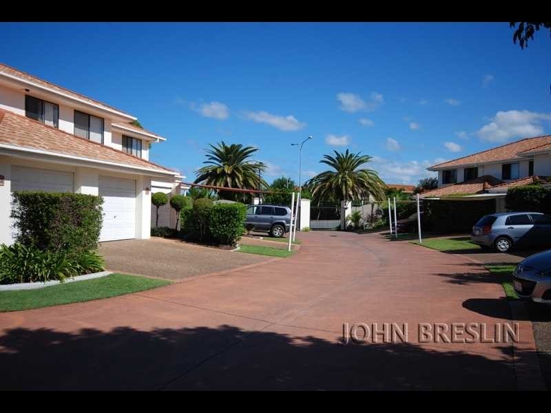 8/323 Christine Ave, Varsity Lakes QLD 4227