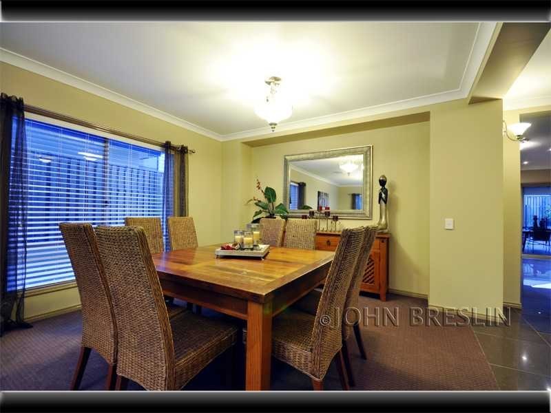 6 Camarillo Circuit, Reedy Creek QLD 4227