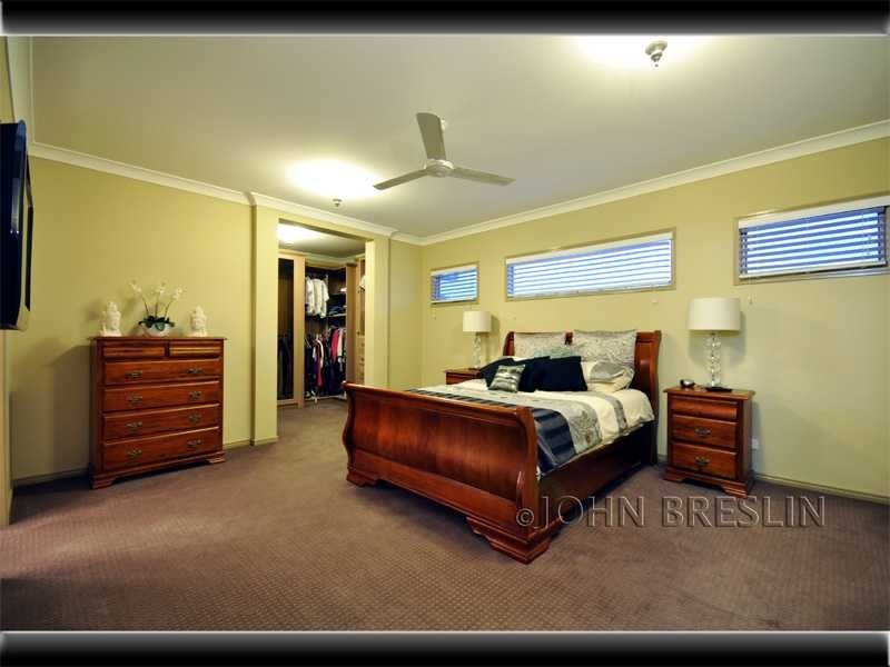 6 Camarillo Circuit, Reedy Creek QLD 4227